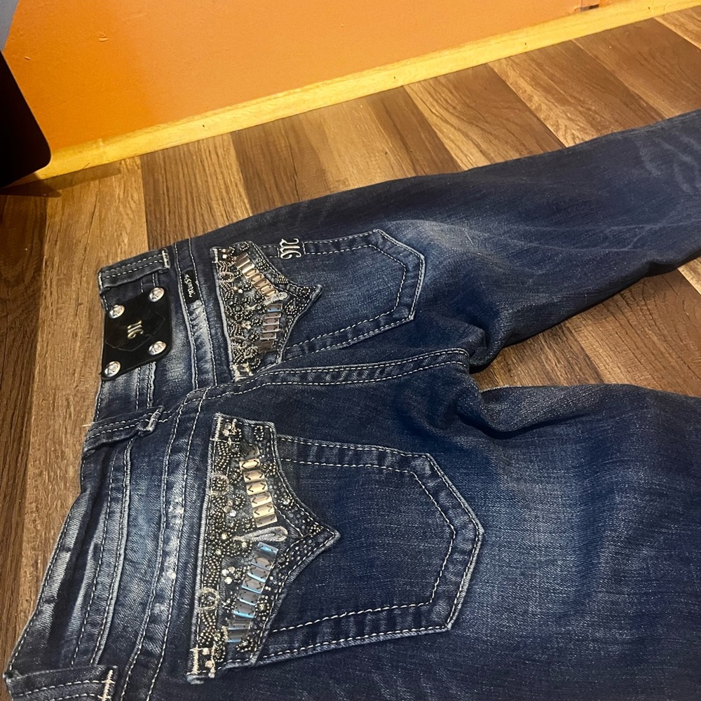 Miss Me Jeans - Never Worn blue jeans sequence gems on the back pockets vintage